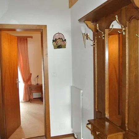 Mandarin Apartman